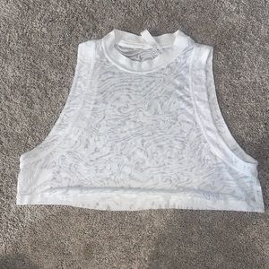 Lululemon Patterned Cropped Tank Top size 4